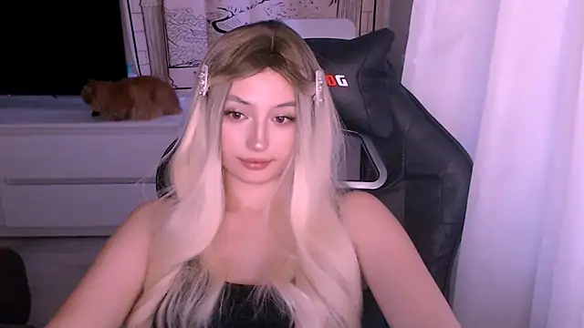 beauty blonde online show from November 28, 2:58 am