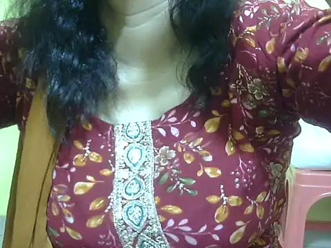 Your cutiepie  online show from March 5, 7:09 pm