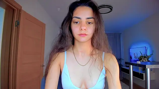 EmiliaZen online show from October 29, 1:15 pm