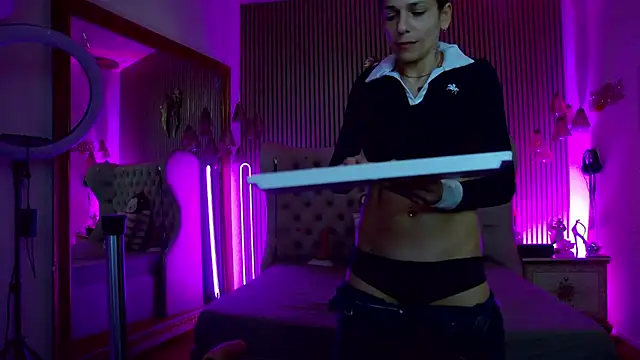 PlayfulShow online show from March 4, 11:17 am