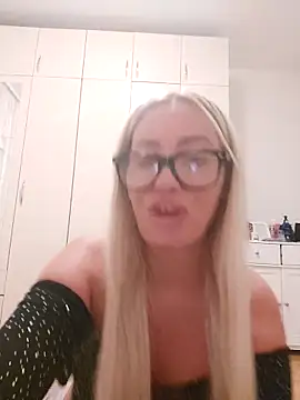 visnjica online show from October 2, 9:53 pm