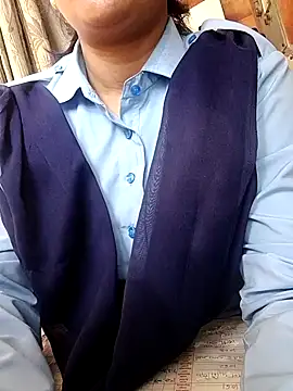 sinnerlady online show from April 18, 5:32 am