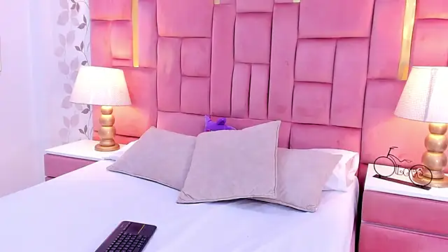 ArianaFranco online show from November 30, 1:54 am