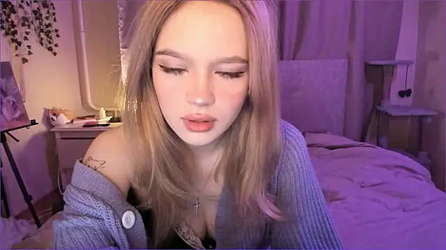 MiaRanki online show from February 2, 10:09 pm