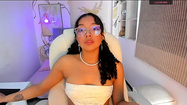 Snapshot of im_morgann chatting on October 13, 2:20 pm im morgann online show from October 13, 2:20 pm
