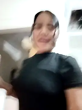 Snapshot of anahi_evans19 chatting on October 3, 10:37 pm anahi evans19 online show from October 3, 10:37 pm