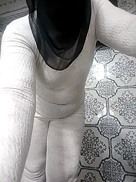 nouhaty online show from December 3, 5:26 pm