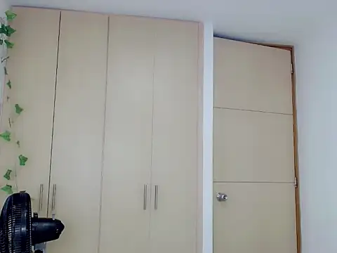 dominic 00 online show from October 12, 10:12 pm