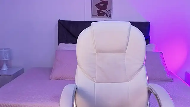 sara sharma  online show from October 17, 2:20 pm