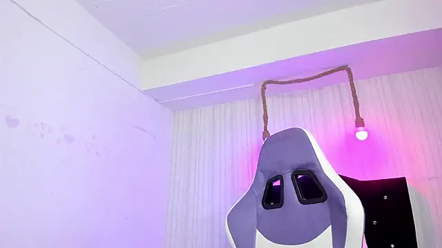 nicky angel1 online show from October 29, 6:43 pm