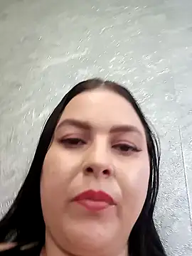 Snapshot of Greta_Tamar chatting on February 16, 8:32 am Greta Tamar online show from February 16, 8:32 am