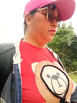 promiscuous-indecent-momm online show from March 29, 3:11 pm