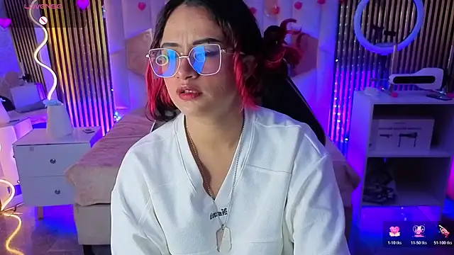 kristen tay online show from April 1, 3:18 am