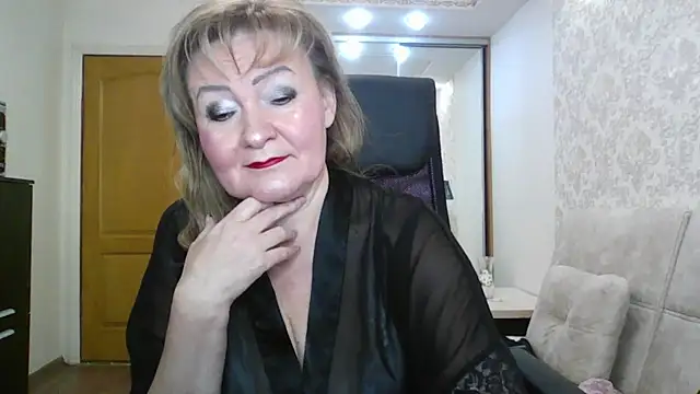 Snapshot of Victoria_secrets_ chatting on September 25, 5:28 am Victoria secrets online show from September 25, 5:28 am