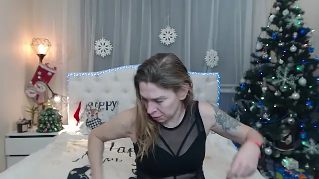 TessaDaybreak online show from December 21, 7:40 pm