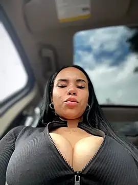 Naatalia online show from January 10, 8:35 pm