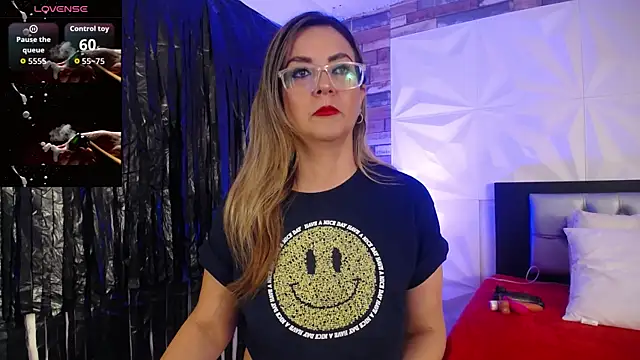 Azaahara  online show from November 5, 12:32 pm