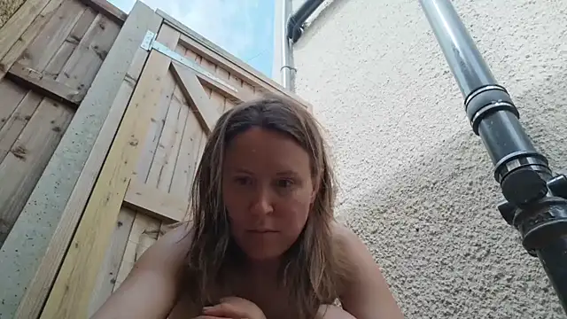 eatmypie69 online show from June 26, 10:16 am
