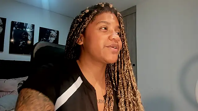 Snapshot of ZahraRose chatting on September 11, 8:42 pm ZahraRose online show from September 11, 8:42 pm