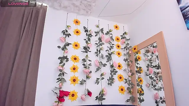 Baby Asshley online show from November 7, 7:08 pm