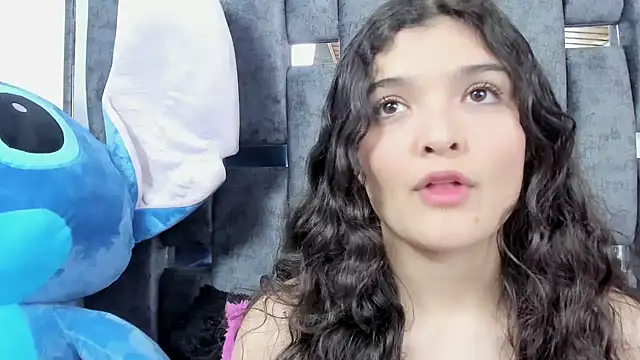 Snapshot of ARTEMISAKIM chatting on September 17, 3:37 am ARTEMISAKIM online show from September 17, 3:37 am