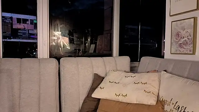 Ivanna West online show from December 4, 10:28 am