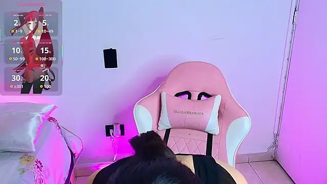 Peach Rose  online show from March 31, 11:49 pm