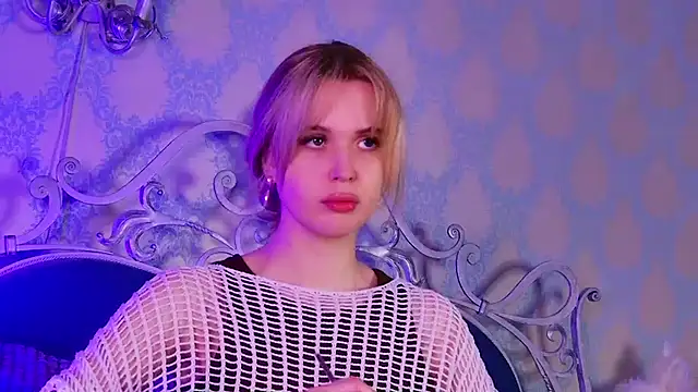 BECKI VRES online show from January 14, 8:58 pm