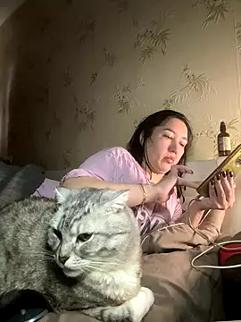 Naughtbaby 2025 online show from September 28, 1:16 pm