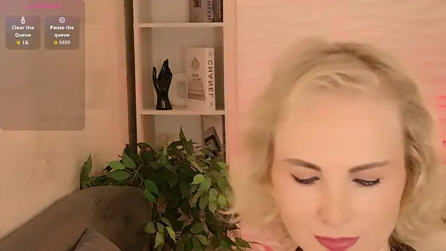 Sandra Kind online show from May 31, 5:46 am