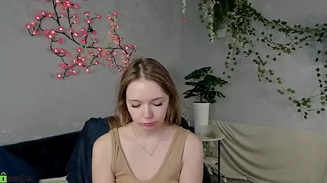 boozekirs  online show from December 5, 3:28 am