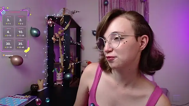 Elise Nyx online show from February 19, 5:01 pm