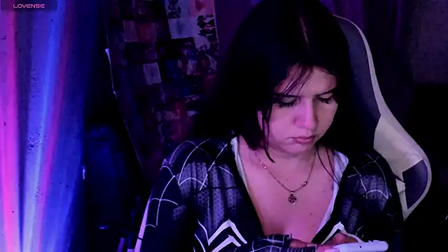 brii69 online show from November 1, 4:27 am