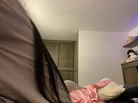 DesireLuxe online show from January 15, 8:20 am