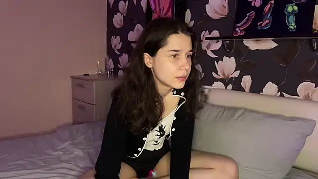 baby lesi online show from April 28, 8:02 pm