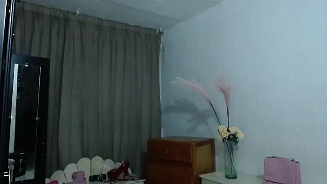 EngelCristaly online show from September 29, 3:22 am