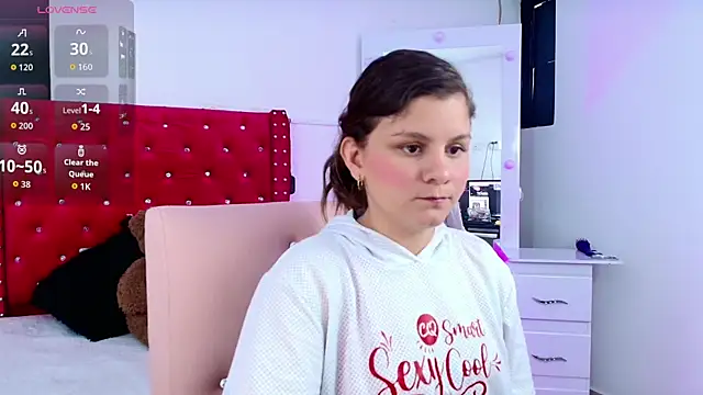 Snapshot of ValeAmayaa chatting on October 6, 8:57 pm ValeAmayaa online show from October 6, 8:57 pm