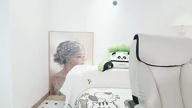 Dazzlebean online show from April 6, 1:27 am