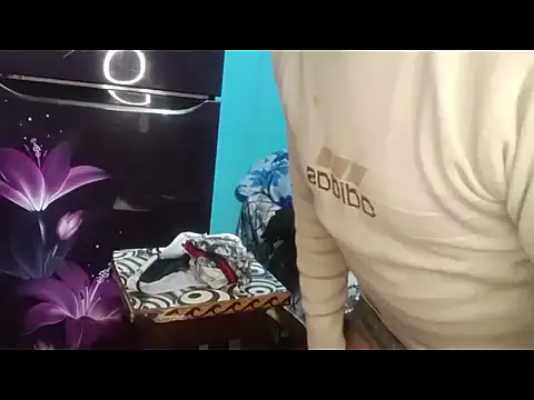 longsexji online show from January 8, 6:01 pm