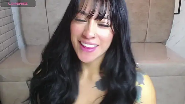 Isabella Collen v online show from November 24, 1:46 pm