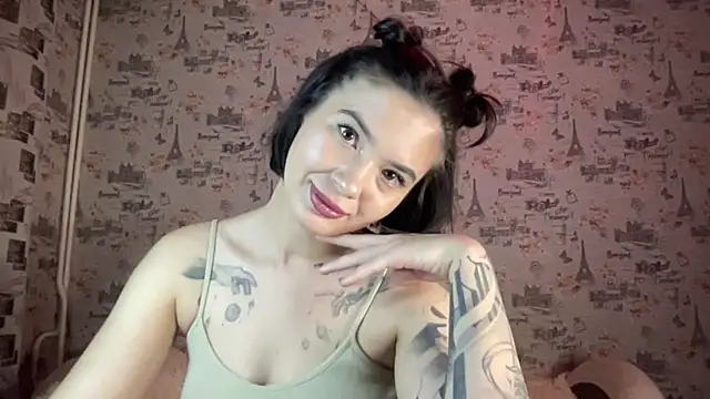 Just Scarlet  online show from October 24, 2:57 pm