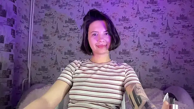 Just Scarlet  online show from October 18, 12:08 pm