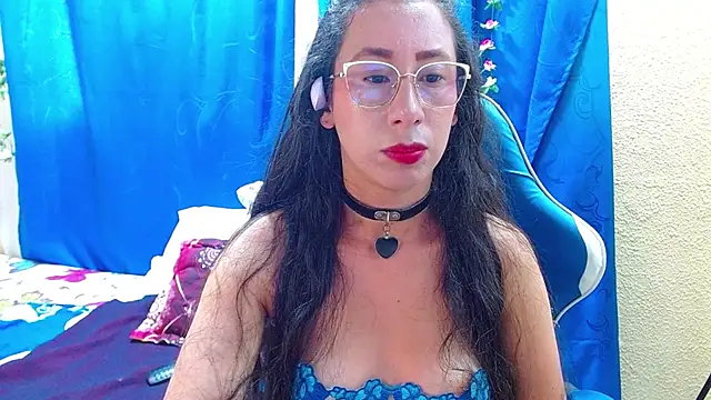 Gia leinn online show from May 30, 6:59 pm