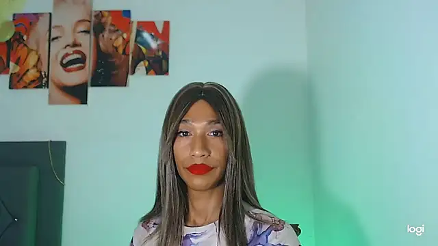 red veltet online show from November 22, 11:35 am