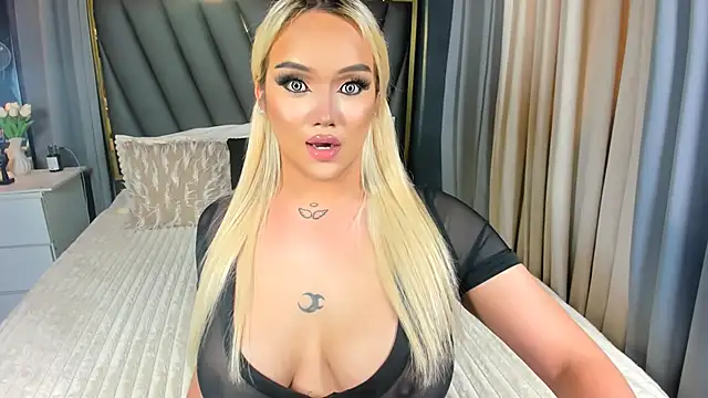 KylieSonique online show from October 23, 3:56 am