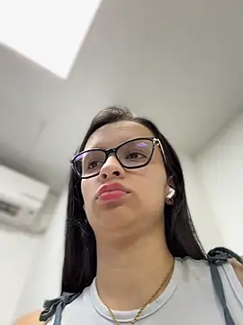 Soy Sara7 online show from May 14, 7:52 pm