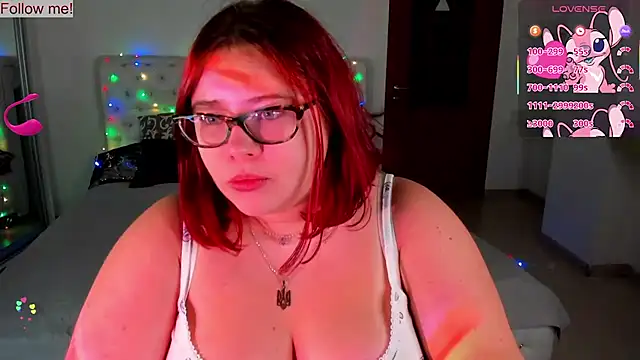 Lily lu one online show from September 26, 10:40 pm