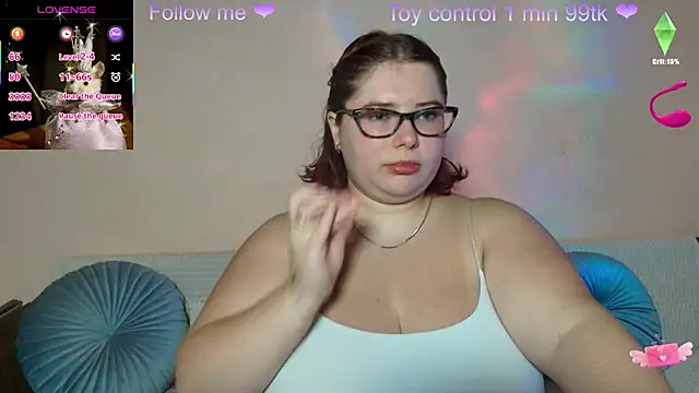 Lily lu one online show from September 16, 5:43 pm