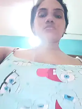 Snapshot of Laurabutt chatting on October 12, 6:32 pm Laurabutt online show from October 12, 6:32 pm