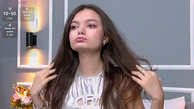 AsterQuinn online show from September 25, 3:44 pm